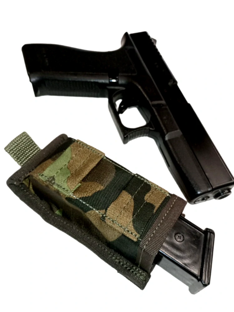 Samosvorná fast kydex dvoj sumka na pistolový zásobník - Multicam
