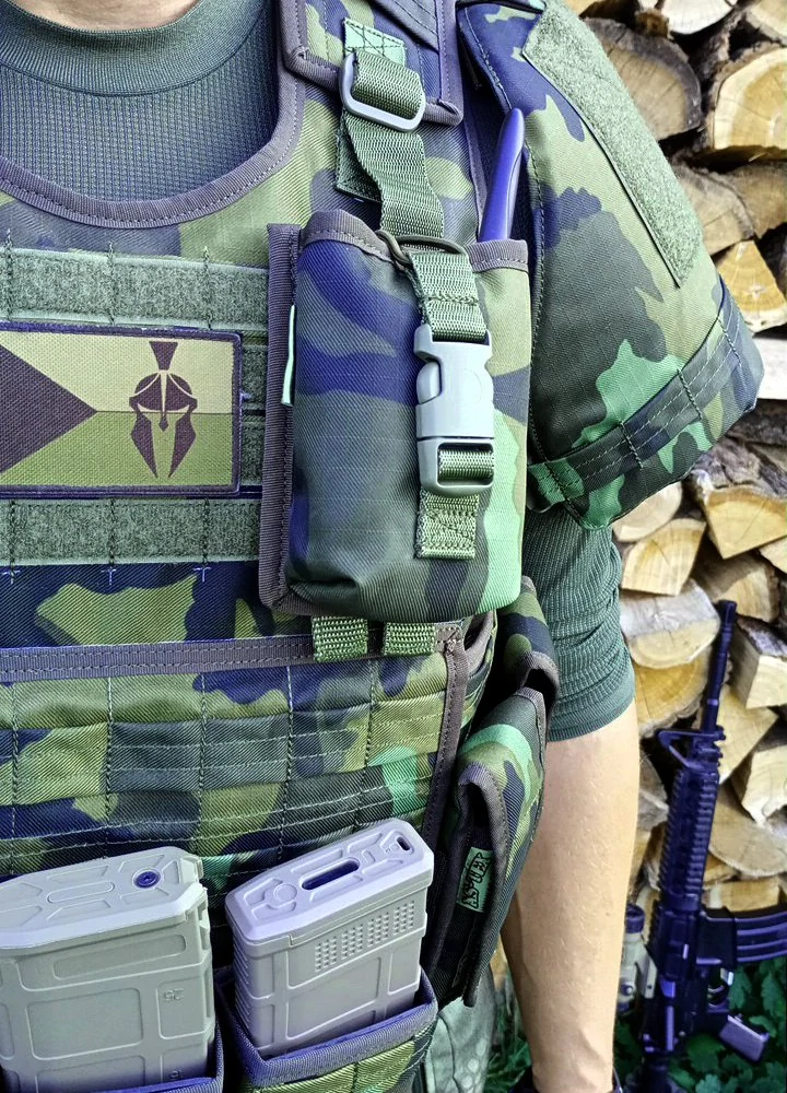 Pouzdro na vysílačku otevřené molle vz.95 (upravená verze)